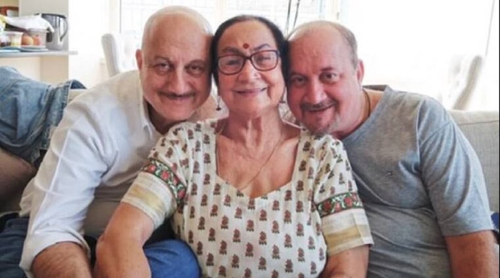 Anupam Kher, Mother, Brother