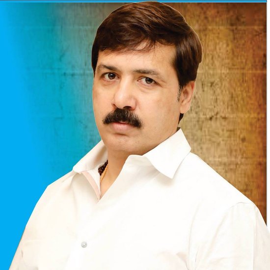 धनंजय के ज़िंदा होने की बात जंगल में आग ती रह फैली। मानवाधिकार आयोग हरकत में आया। इस पूरे मामले की जांच बैठी। जांच के बाद भदोही फेक एनकाउंटर में शामिल 34 पुलिसकर्मियों पर मुकदमे दर्ज हुए।(यह भी पढ़ें: 10 साल में 3 बार दूल्हा बने धनंजय सिंह, एक ने की सुसाइड तो दूसरी पत्नी से हुआ तलाक)