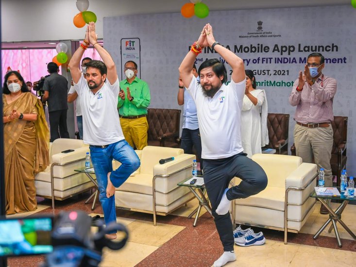 मात्र 18 साल की उम्र में निसिथ को प्रियंका नाम की लड़की से प्यार हो गया था और उससे शादी करने के लिए वह उसी समय तैयार हो गए थे।