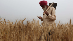 चुनावों से पहले किसानों को दी जाने वाली PM Kisan Scheme की रकम हो सकती है दोगुणी, जानें- अकाउंट में नहीं आए पैसे तो क्या करना होगा काम?