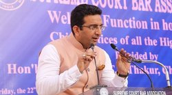 लाइव शो में सुप्रिया श्रीनेत को ‘खंडन मैडम’ बुलाने लगे गौरव भाटिया, कहा – मैडम झल्लाइए मत