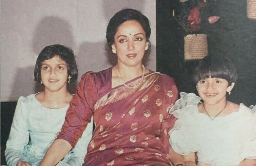 हेमा ने मेरी 'सहेली मैग्जीन' के अपने लेख में बताया था कि ईशा जब पहली बार स्कूल गई तो वह और धर्मेंद्र उसे स्कूल छाड़ने गए थे। इसे भी पढ़ें- ईशा देओल के लिए मैं कभी अपनी मां जैसी नहीं बनी- हेमा मालिनी
