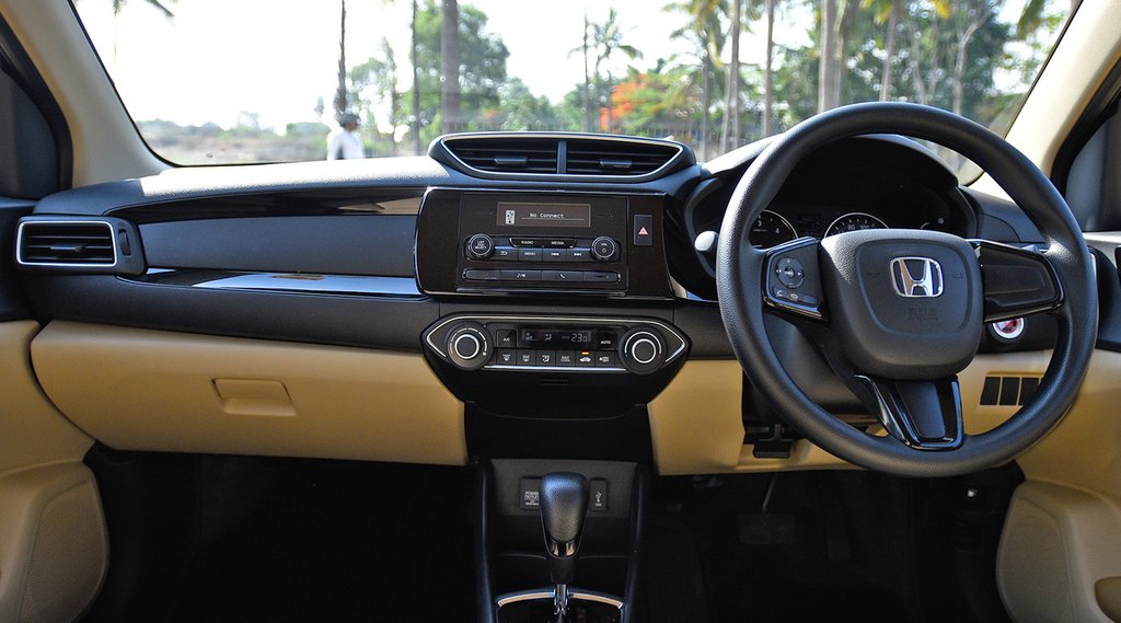 Honda Amaze sedan with discount