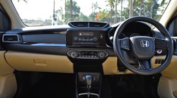 Honda की शानदार फीचर्स वाली प्रीमियम सेडान पर मिलेगा 57 हजार तक का डिस्काउंट, पढ़ें पूरी डिटेल