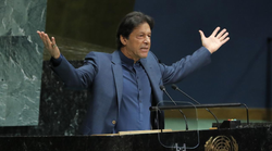 मैं यहीं लगा सकती हूं अल्लाह हू अकबर का नारा, आप जय श्री राम बोलिए – लाइव शो में पैनलिस्ट पर भड़कीं एंकर रुबीका लियाकत, कहा – RSS से डरते हैं आप