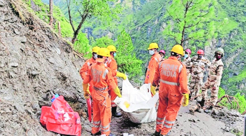 सड़क निमार्ण में बाधा। फाइल फोटो। 