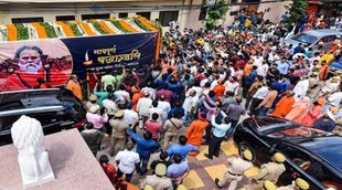 Akhada Parishad, Narendra Giri