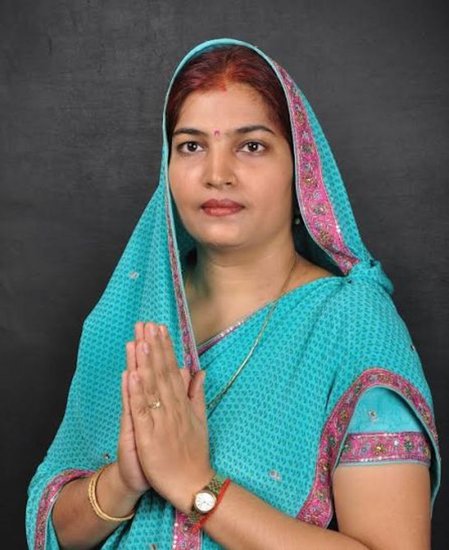 सुचिश्मिता मौर्य, बीजेपी: 46 करोड़ रुपए (यह भी पढ़ें: मुलायम फैमिली ही नहीं यूपी के इन परिवारों में भी है नेताओं की भरमार, कोई पीएम तो कोई रहा सीएम)
