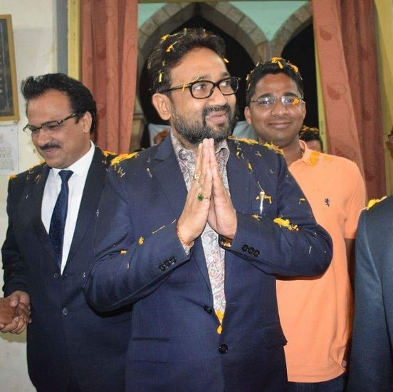 उमाशंकर सिंह, बीएसपी: 40 करोड़ रुपए(यह भी पढ़ें: पिछले 30 सालों में ये 7 नेता बने यूपी के सीएम, कार सिर्फ योगी आदित्यनाथ के नाम)