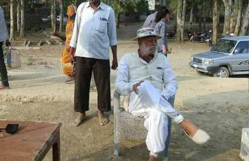 राजा उदय प्रताप का कुंडा अपना वर्चस्व रहा था और ऐसे में स्थानीय प्रशासन के बस का नहीं था कि वह राजा को नियंत्रित कर सकें।