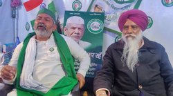 राजनीति पर पूछा सवाल तो एंकर से भिड़े राकेश टिकैत, बोले- शब्दकोश से निकाल दें जाट, पश्चिमी यूपी