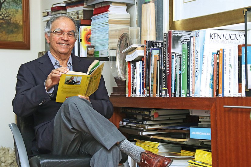 विजय कृष्णा ने एक बार शाहरुख खान को सही का तमाचा जड़ ाथा। मामला देवदास फिल्म की शूटिंग के दौरान का है। फिल्म में विजय शाहरुख के पिता बने थे।