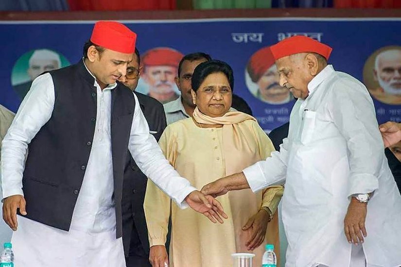 2019 में मायावती ने अपने सबसे बड़े प्रतिद्वंदी मुलायम सिंह यादव की पार्टी समाजवादी पार्टी के साथ गठबंधन किया था। हालांकि चुनाव के बाद ये गठबंधन टूट भी गया।
