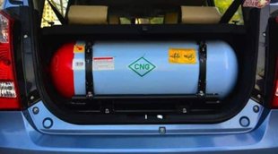 Top 3 Affordable CNG Cars