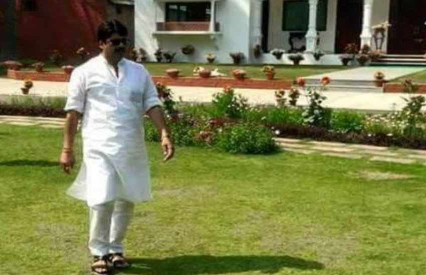 2012 के चुनाव में सबसे बड़ी जीत का रिकॉर्ड निर्दलीय बाहुबली रघुराज प्रताप सिंह ‘राजा भैया’ के नाम रहा था। उस साल राजा भैया ने कुंडा से बसपा के शिवप्रकाश मिश्रा को 88 हजार 255 वोटों से हरा कर सबसे ज्यादा मतों से हराने वाला रिकार्ड बनाया था।