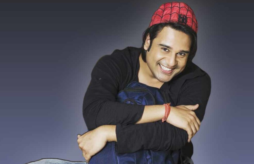शो की सपना यानी कृष्णा अभिषेक ने अपनी स्कूली शिक्षा सेंट लोरन हाई स्कूल से की। स्कूलिंग के बाद उन्होंने एक्टिंग कि दुनिया में कदम रख दिया था।