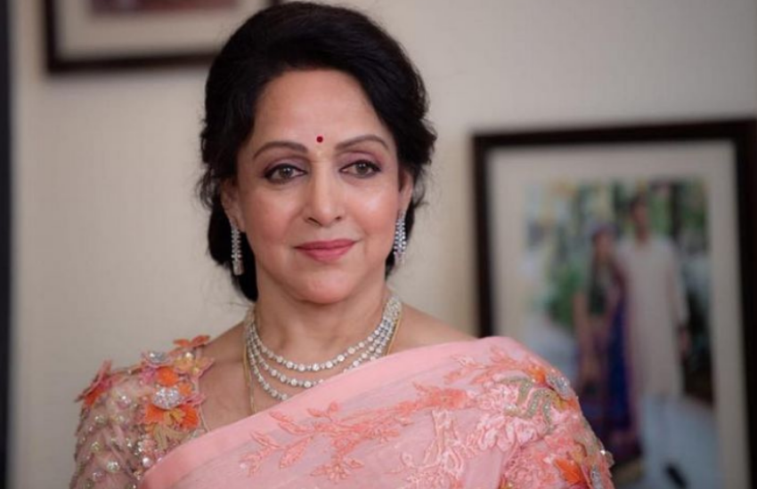 जब हेमा से रेखा के इन अचीवमेंट्स पर बात की गई तो हेमा ने रेखा की उपलब्धियों पर अपनी ऐसी प्रतिक्रिया दी कि सब हैरान रह गए। इसे भी पढ़ें - हेमा मालिनी नहीं कर पाती थीं ये एक बात बर्दाश्त, धर्मेंद्र की पत्नी ने बताई थी अपने जलन की वजह