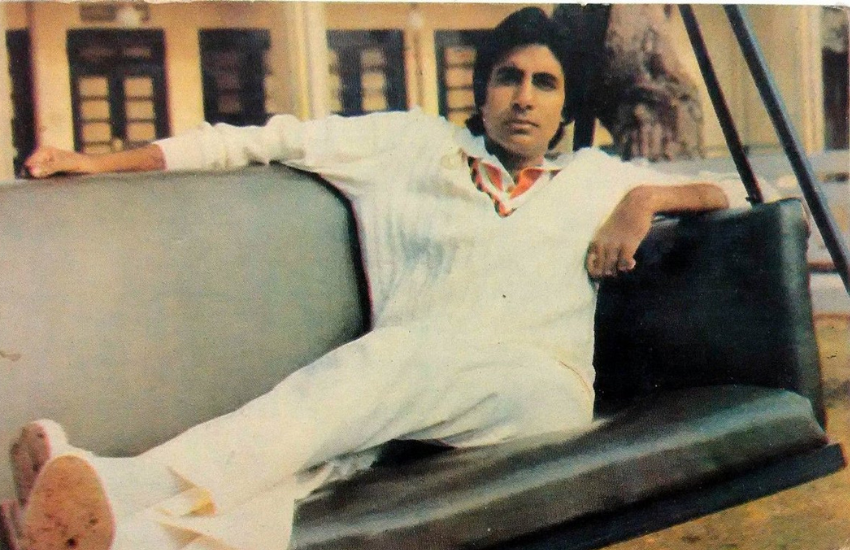 अमिताभ ने बताया था कि पहला तो वह यह जानना चाहते थे कि वह सच में हरिवंश राय बच्चन के बेटे हैं या नहीं? दूसरे कहीं वह घर से भाग कर तो नहीं आए हैं।