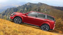 Mahindra इस SUV पर दे रही 2.5 लाख तक का डिस्काउंट, जानें कीमत से लेकर फीचर्स तक पूरी डिटेल