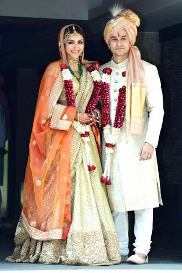 सोहा अली खान के बारे में तो हर कोई जानता है कि वह पटौदी रॉयल फैमिली से बिलॉन्ग करती हैं। सोहा के पिता मंसूर अली खान पटौदी भोपाल के नवाब रहे हैं। 