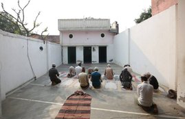 viral video of aligarh madarsa, aligarh madarsa viral video, up crime, aligarh police, aligarh crime