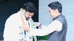 घर वालों के लाख मना करने पर भी झगड़ा कर तब मुंबई चले गए थे बाबुल सुप्रियो, स्टेशन पर बन गया था फिल्मी माहौल; जानें- पूरा किस्सा