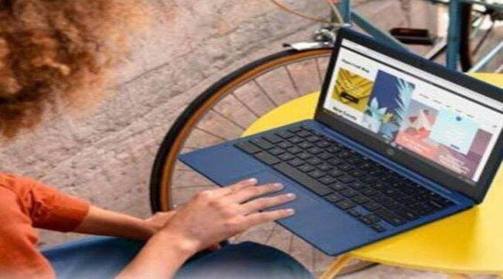 HP Chromebook, Dell Latitude laptop, Hitachi Flora Laptop SE210, Lenovo Laptop