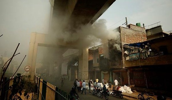 दिल्ली में हुए दंगे के दौरान की तस्वीर। एक्सप्रेस By प्रवीण खन्ना दिल्ली में हुए दंगे के दौरान की तस्वीर। एक्सप्रेस By प्रवीण खन्ना