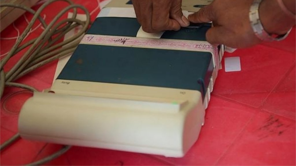चुनाव आयोग ने पांच राज्यों में खाली हुई राज्यसभा की छह सीटों के लिए पूरे कार्यक्रम की घोषणा कर दी है। (एक्सप्रेस फोटो)