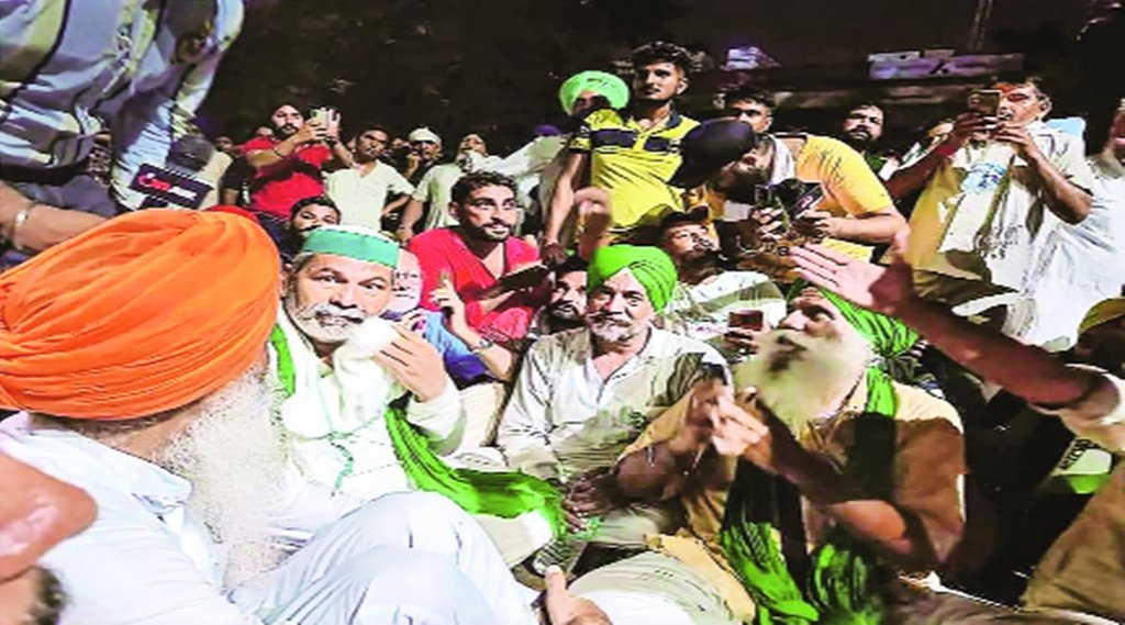 प्रशासन के साथ किसानों की चार घंटे चली बैठक रही बेनतीजा। फाइल फोटो।