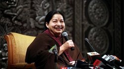 तमिलनाडु विधानसभा के भीतर घटी चीरहरण की वो घटना, जिसने जयललिता को बना दिया था पूरी राज्य की अम्मा