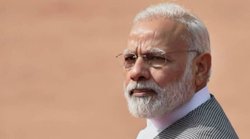 चाहे किडनी बिक जाए, बच्चे अनपढ़ रहे जाएं, वोट मोदी जी को ही देंगे- बॉलीवुड एक्टर ने किया तंज़, लोग करने लगे ऐसे कमेंट