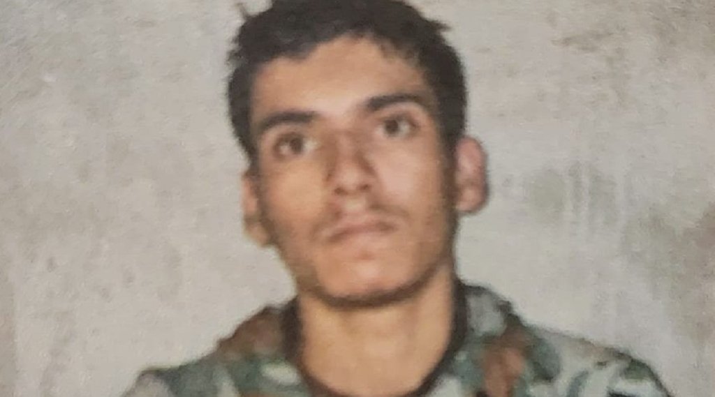 pakistan terrorist arrested by indian army, pak terrorist, indian army, uri sector, loc, kashmir