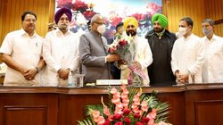 चुनाव से पहले पंजाब में किसानों के बड़े बिजली बिल होंगे माफ, CM बनते ही चन्नी का ऐलान- मीटर करेंगे बहाल