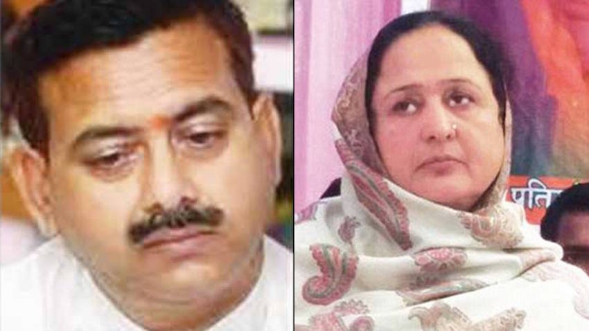 अलका राय गाजीपुर में मोहम्मदाबाद से बीजेपी की विधायक हैं। उनके पति कृष्णानंद राय की सरेआम नृशंस हत्या कर दी गई थी। ( यह भी पढ़ें: इस नेता से बुआ सुन भड़क गईं मायावती, कहा - जवान दिखाने के लिए मुझसे जोड़ते हैं रिश्ता )