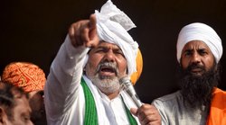 लखीमपुरः राकेश टिकैत ने योगी सरकार को दी चेतावनी तो बोले पूर्व IAS, नहीं माने तो बक्कल तार देना
