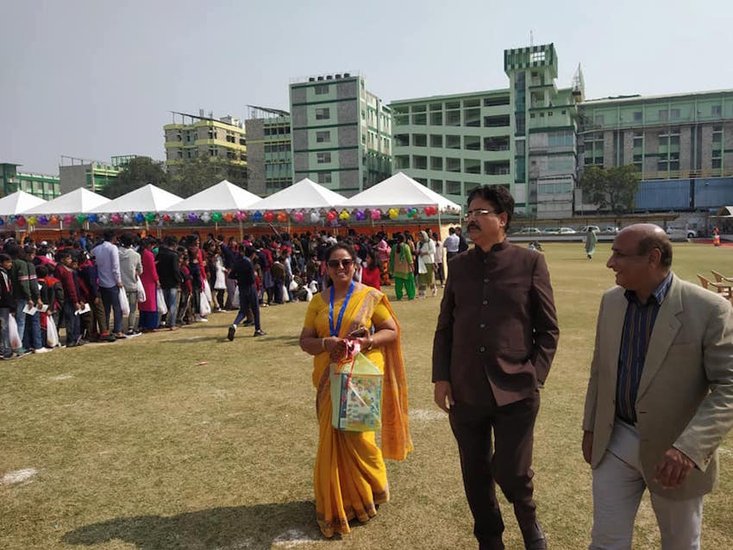सत्येंद्र सिंह राघव का दावा है कि उनका परिवार श्री राम के बड़े बेटे राजकुमार लव का वंशज है। अपनी बात के समर्थन में वह वाल्मीकि रामायण का ज़िक्र करते हैं, जिसमें उल्लेख है कि लव का राज्य उत्तर कौशल था, जिसमें आज की अयोध्या नगरी आती है।