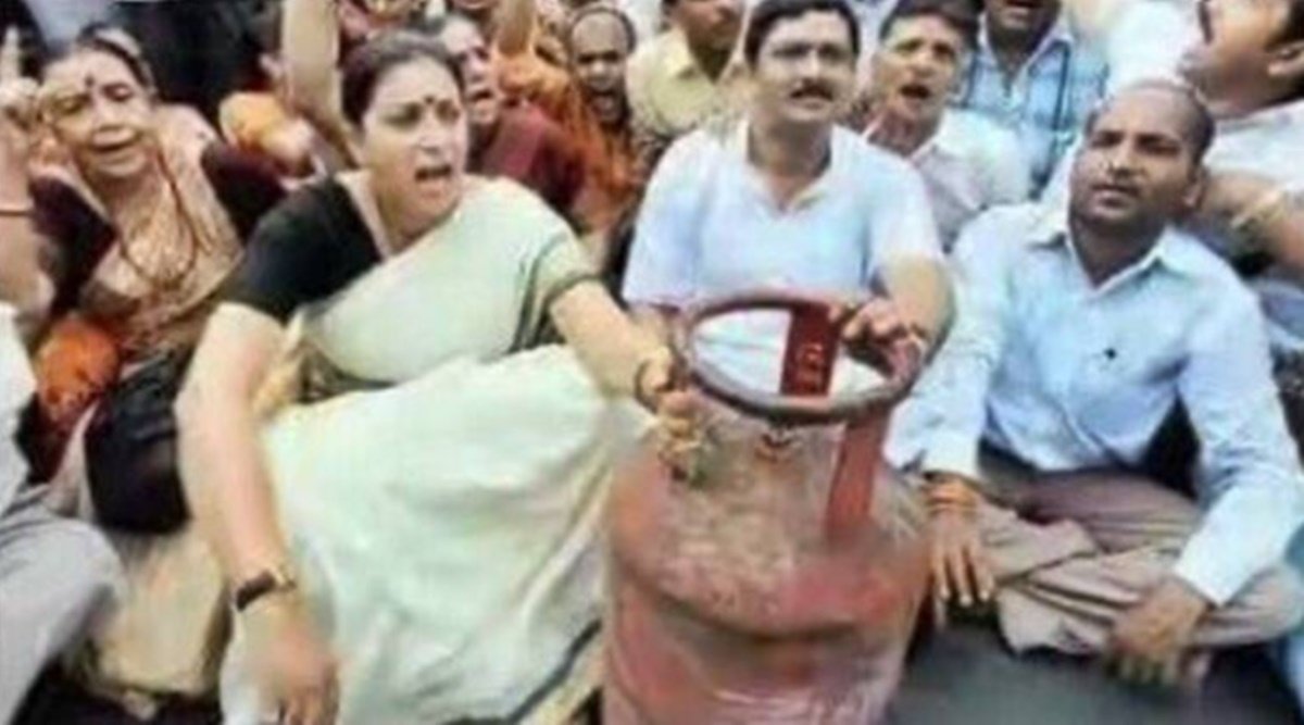 smriti irani, LPG Cylinder price, srinivas BV