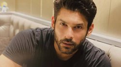 बिग बॉस विनर रहे सिद्धार्थ शुक्ला का 40 की उम्र में निधन, हार्ट अटैक से हुई मौत