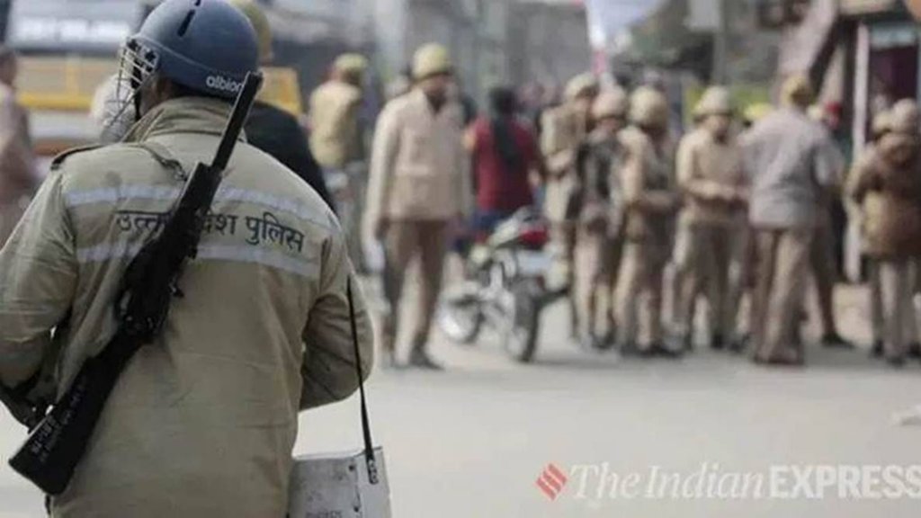 उत्तरप्रदेश पुलिस मुख्यालय द्वारा जारी किए गए आदेश के अनुसार अनफिट पाए जाने वाले पुलिसकर्मियों को अनिवार्य सेवानिवृत्ति दी जाएगी। (एक्सप्रेस फोटो)