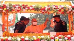 मोदी जी, योगी जी तुमसे न हो पाएगा- ‘अब्बा जान’ वाले बयान पर भड़कीं कांग्रेस नेता, कहा, ‘CM विभाजक नहीं अभिभावक होता है’
