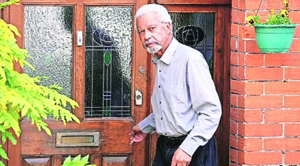 इस वर्ष अश्वेत लेखक अब्दुलरजाक गुरनाह को साहित्य का नोबेल पुरस्कार दिया गया है।
