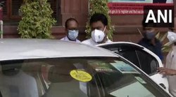 अमित शाह से मिले आरोपी बेटे के मंत्री पिता, राहुल गांधी को दी गई थी लखीमपुर जाने की इजाजत लेकिन लखनऊ में रोका गया