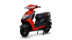 एम्पीयर इलेक्ट्रिक ने लॉन्च किया e- Scooter, सिंगल चार्ज में चलेगी 121 किलोमीटर