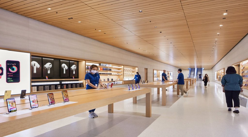 Apple Showroom Near Me