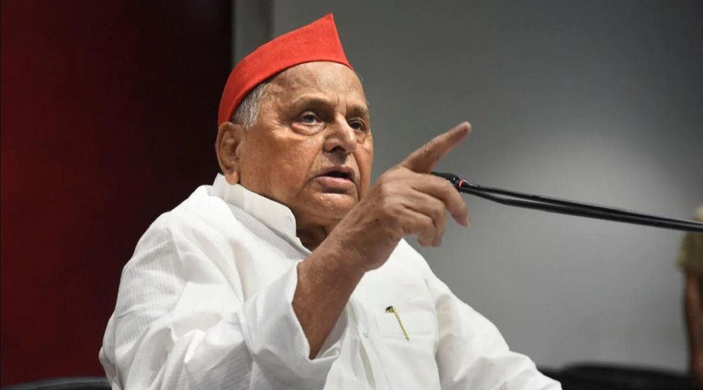 Mulayam Singh Yadav, Samajwadi Party, Akhilesh Yadav