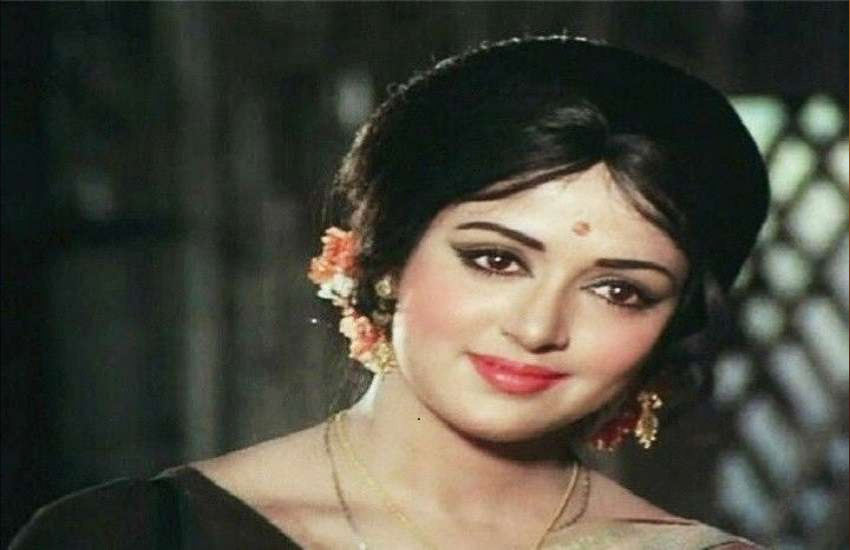हेमा ने बताया था कि उनकी मां ने जन्मदिन मनाने का ट्रेंड नहीं देखा था। इसलिए कभी उनके जन्मदिन पर कुछ खास नहीं होता था।