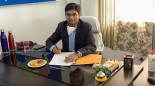 UPSC, UPSC CSE 2021, UPSC Topper, Abhijeet Sinha