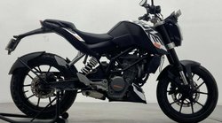 KTM Duke 200: 91 हजार में खरीदें ये 2 लाख वाली स्पोर्ट्स बाइक, मिलेगी 1 साल की वारंटी