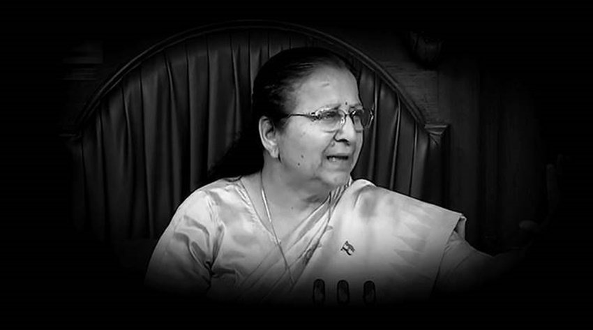 लोकसभा स्पीकर रह चुकीं सुमित्रा महाजन भी अपना कोई लोकसभा चुनाव नहीं हारीं। 1989 से 2014 तक वह 8 बार चुनाव लड़ीं और हर बार जीतीं।  (यह भी पढ़ें: मुलायम – अमर से अटल – आडवाणी तक, राजनीति में चर्चित थी इन 14 नेताओं की दोस्ती, मौत ने कर दिया अलग)